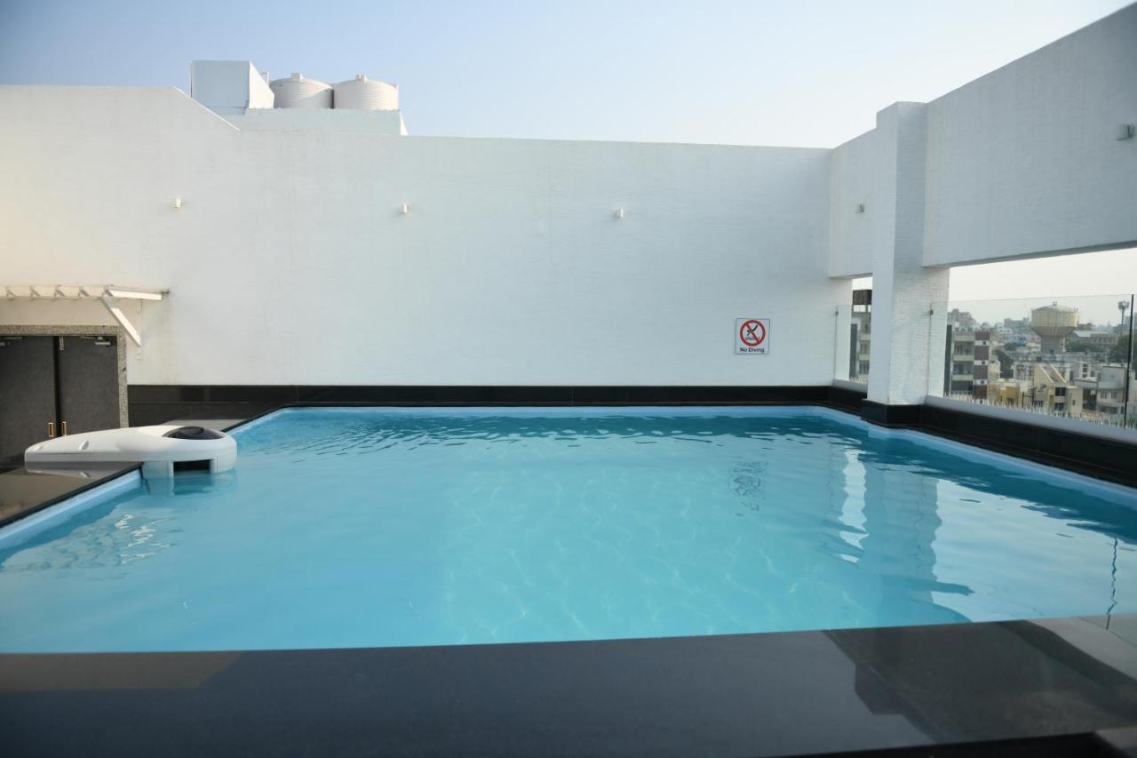 Hotel Blueivy Ананд Экстерьер фото
