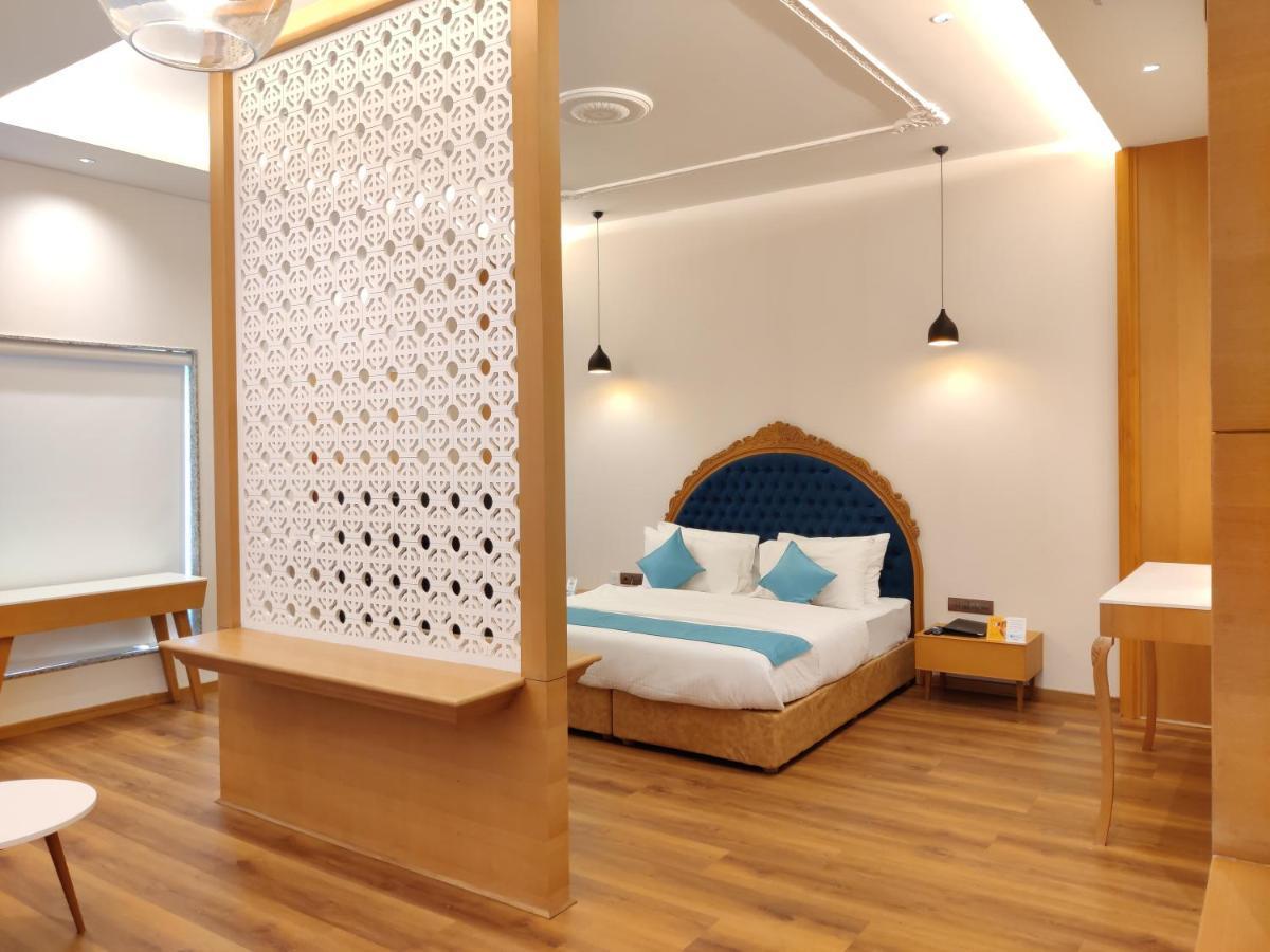 Hotel Blueivy Ананд Экстерьер фото