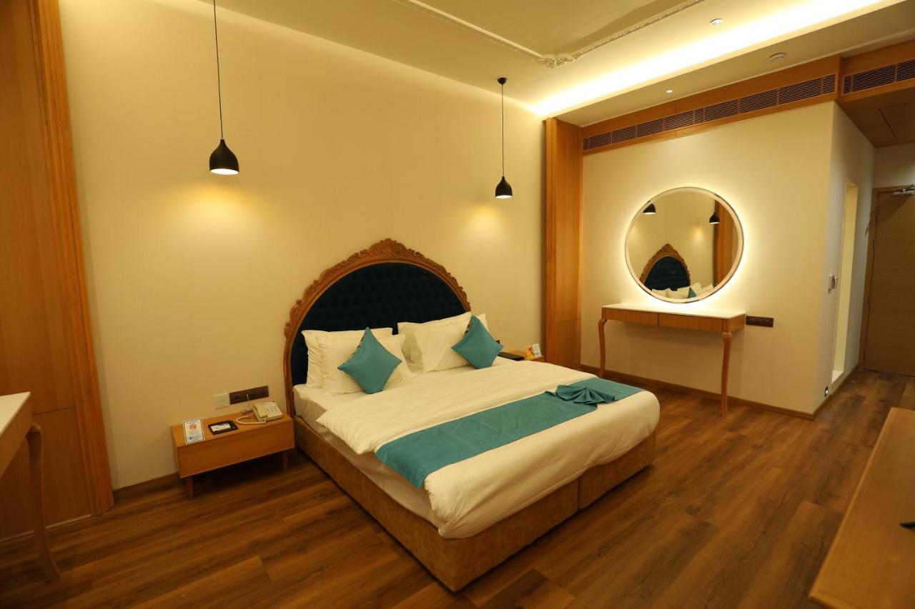 Hotel Blueivy Ананд Экстерьер фото